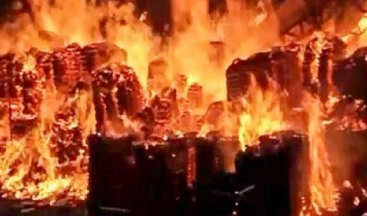 कंबोडिया में नाइट क्लब में आग लगने से 6 लोगों की मौत